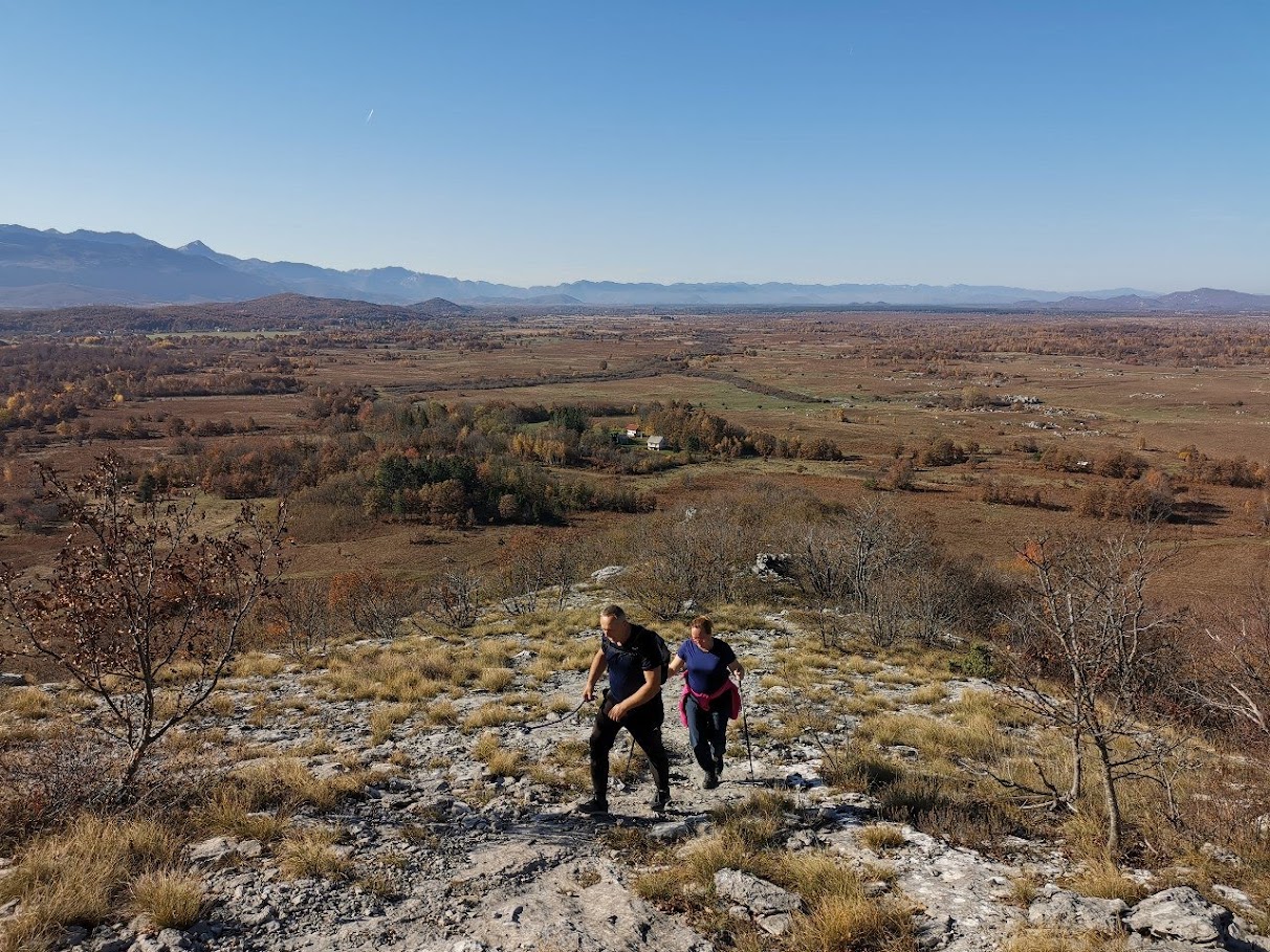 hike on zir mountain
